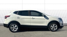 Nissan Qashqai 1.5 dCi 115 Acenta Premium 5dr Diesel Hatchback